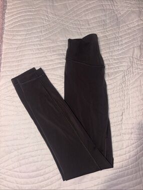 Graphite Lululemon Wunder Train leggings size 4